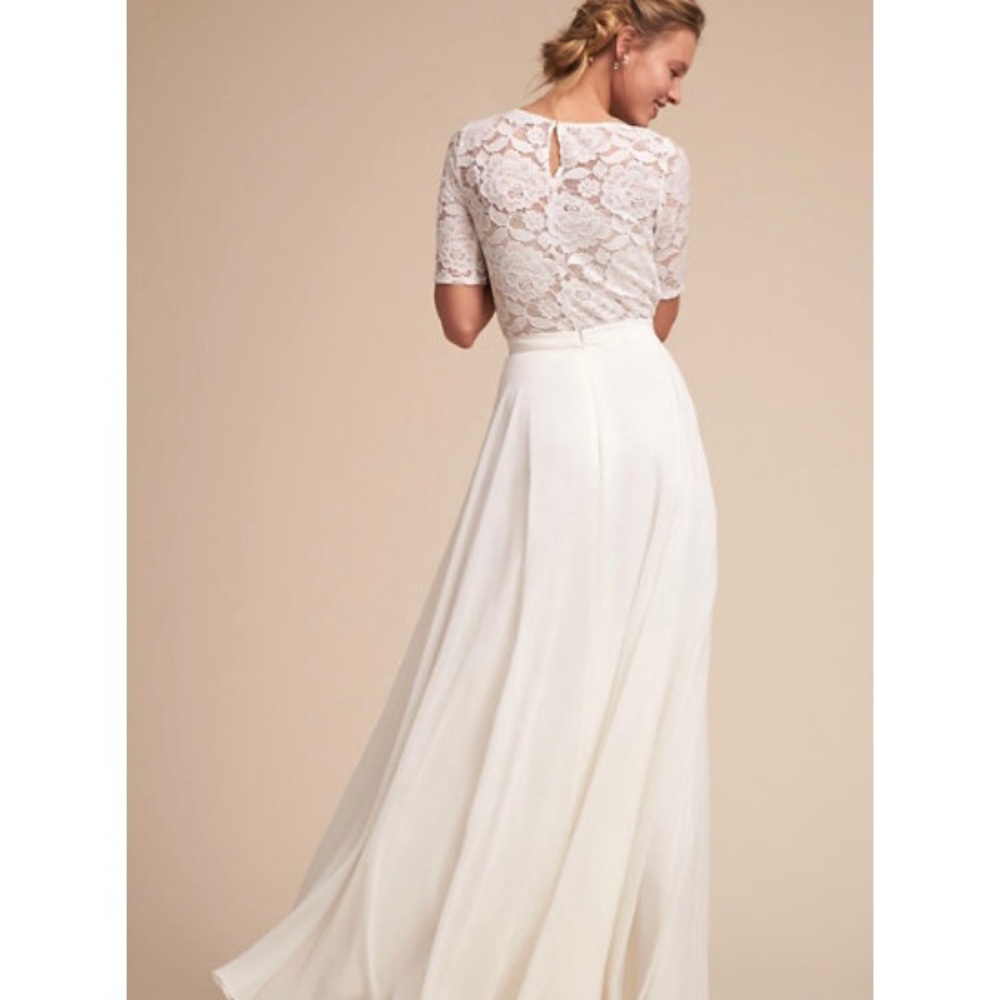 Wedding dress - Picture 6 of 6